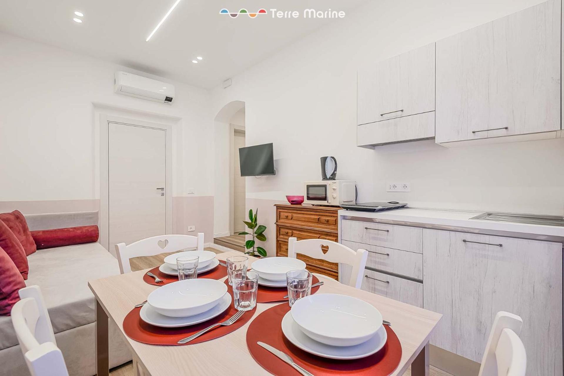 Civico76 - Interno1, Terremarine Appartamento